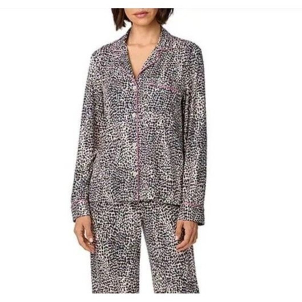 DKNY Women's Collared Pajama Top Animal Print Long Sleeve Size Large Gray